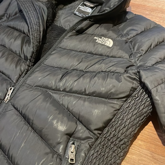 The North Face 550 puffer jacket black - Picture 8 of 11